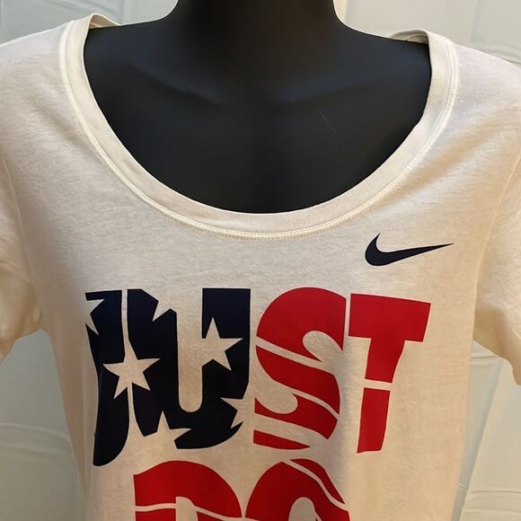 2020 Small Nike Just Do It Olympics short sleeve crew neck shirts blouse top - Picture 2 of 14